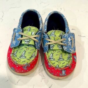 Vineyard Vines/ Sperry boat shoes